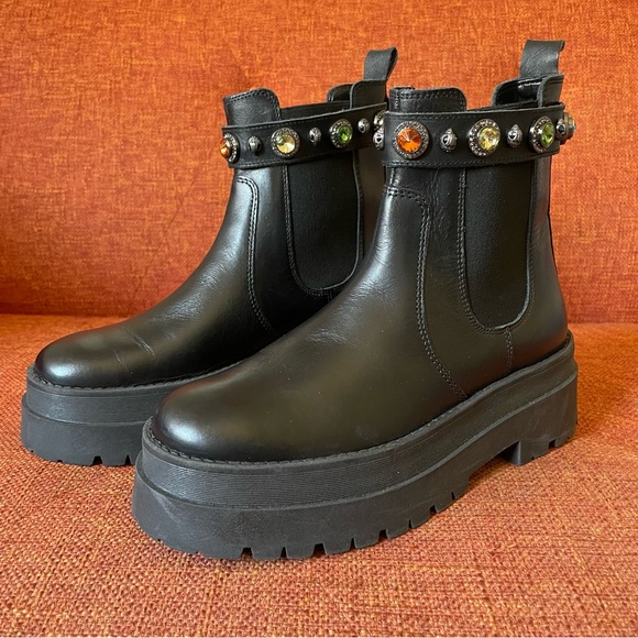 KURT GEIGER LONDON The Sawyer Chelsea Boot in Black Cow Leather - Picture 2 of 12